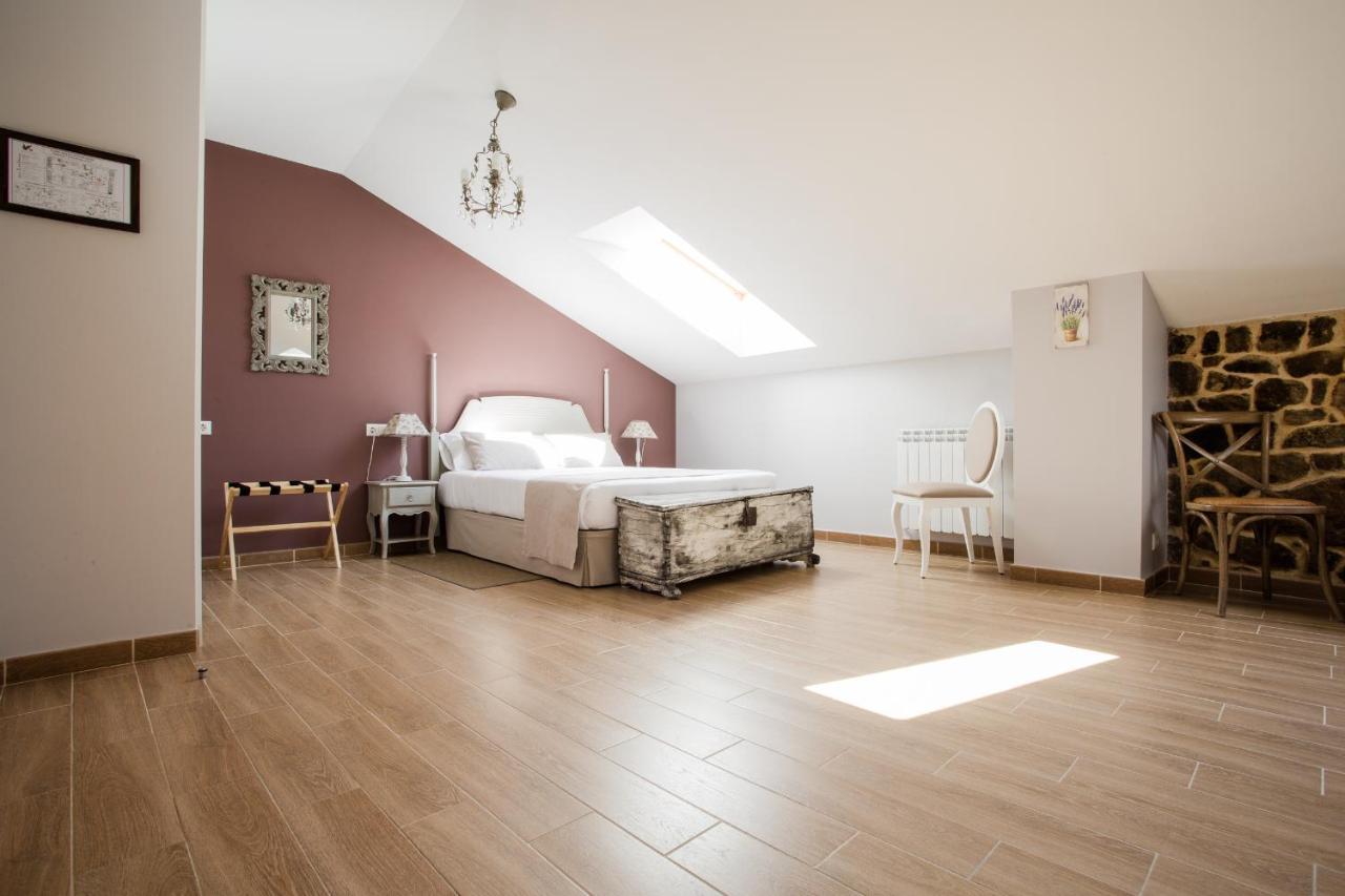 Casa Rural Pico De Los Haces Soria Bagian luar foto