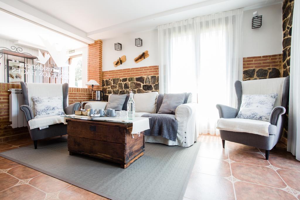 Casa Rural Pico De Los Haces Soria Bagian luar foto